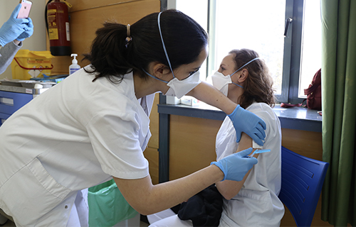 Vacunas Covid Para Enfermeras En Madrid Cita Previa En Los Centros De